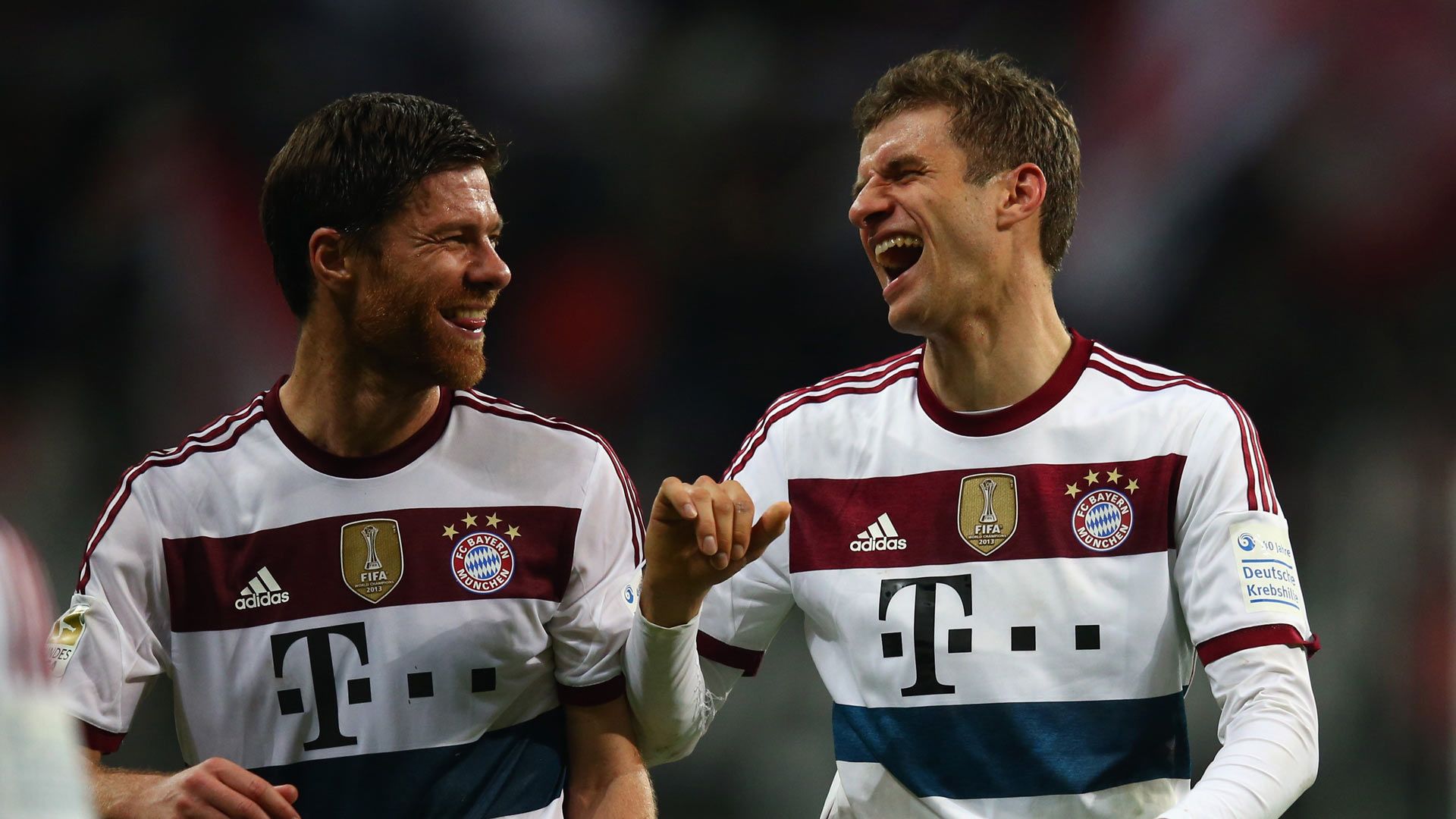 XabI Alonso Thomas Müller FC Bayern