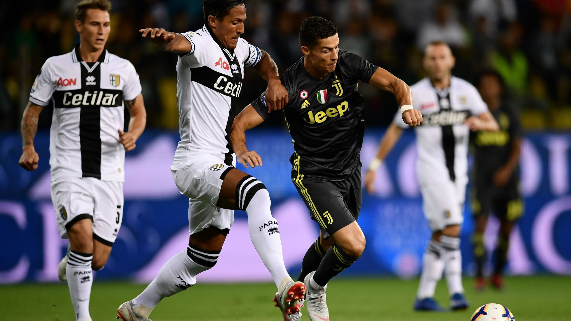 Cristiano Ronaldo Bruno Alves Parma Juventus Serie A