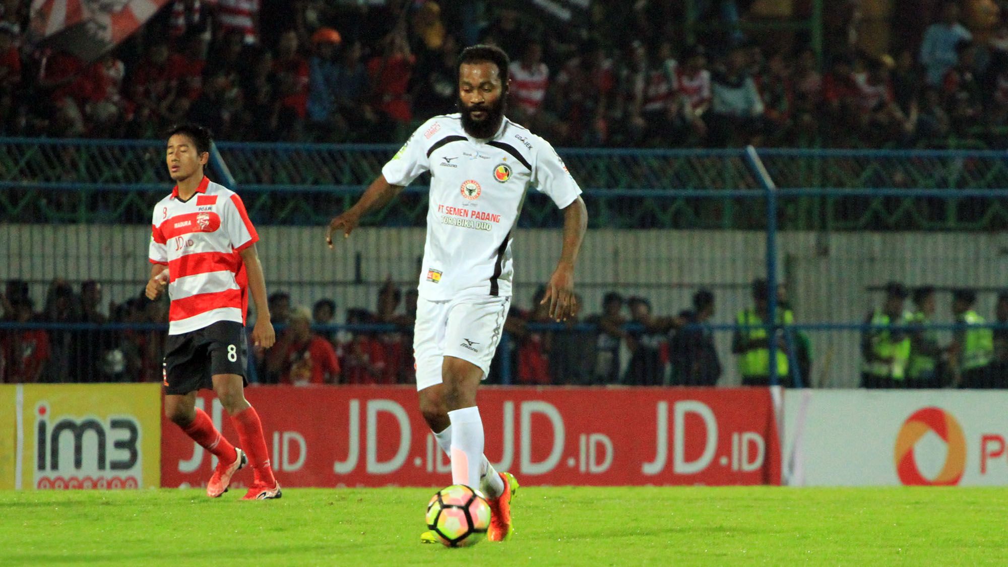 Didier Zokora - Semen Padang