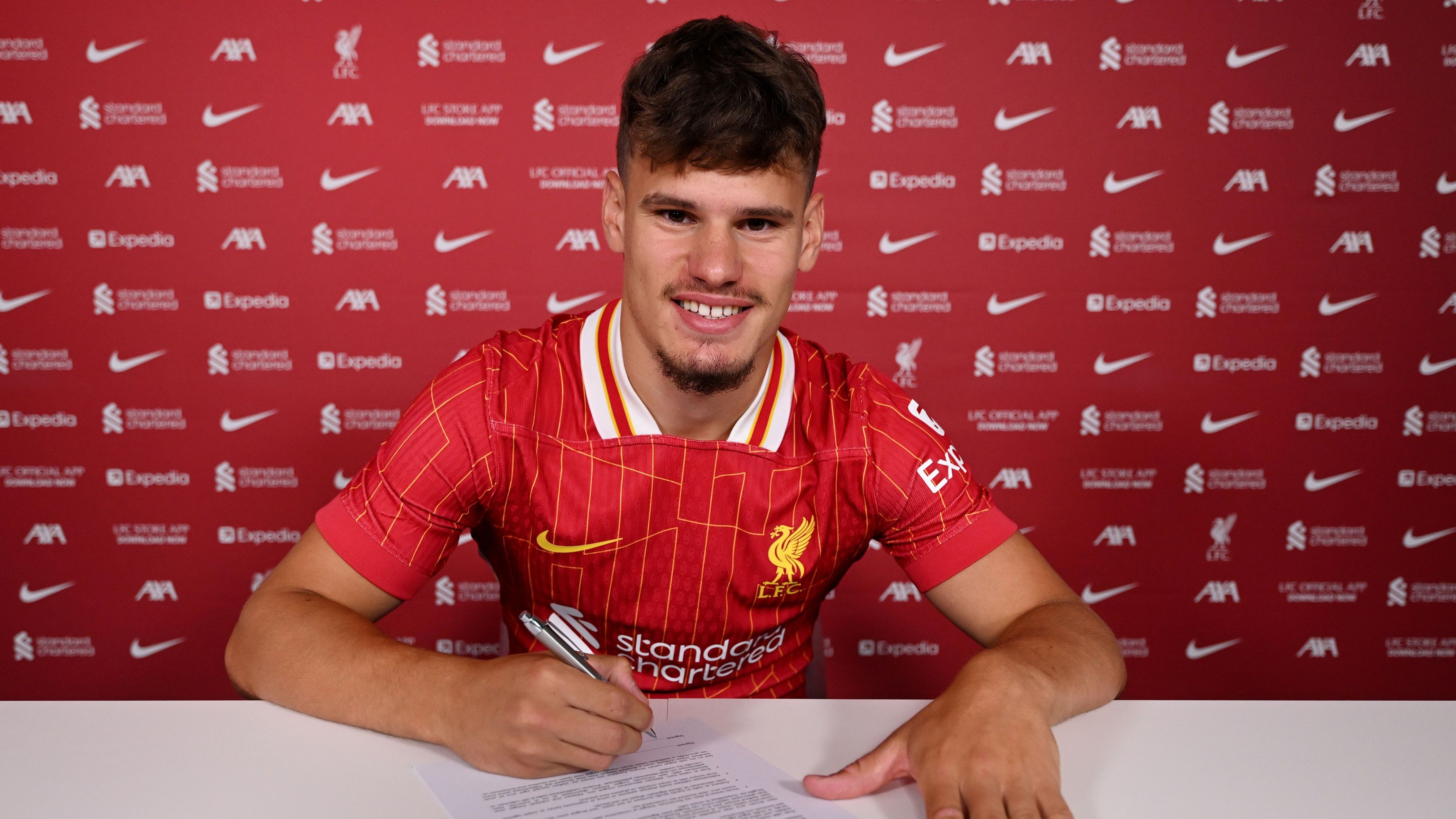 Milos Kerkez Liverpool 2025-26