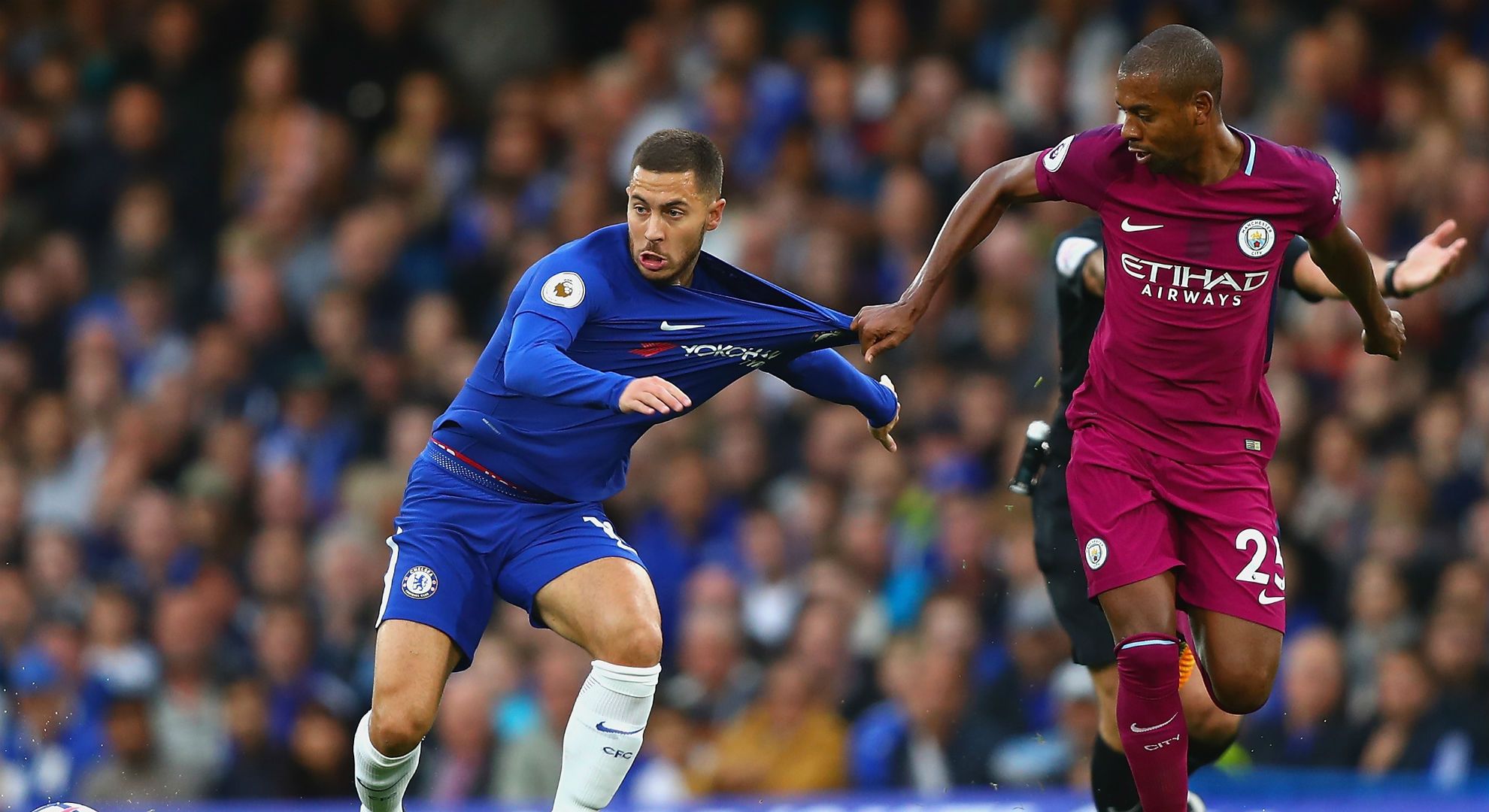 Eden Hazard Fernandinho Chelsea Manchester City