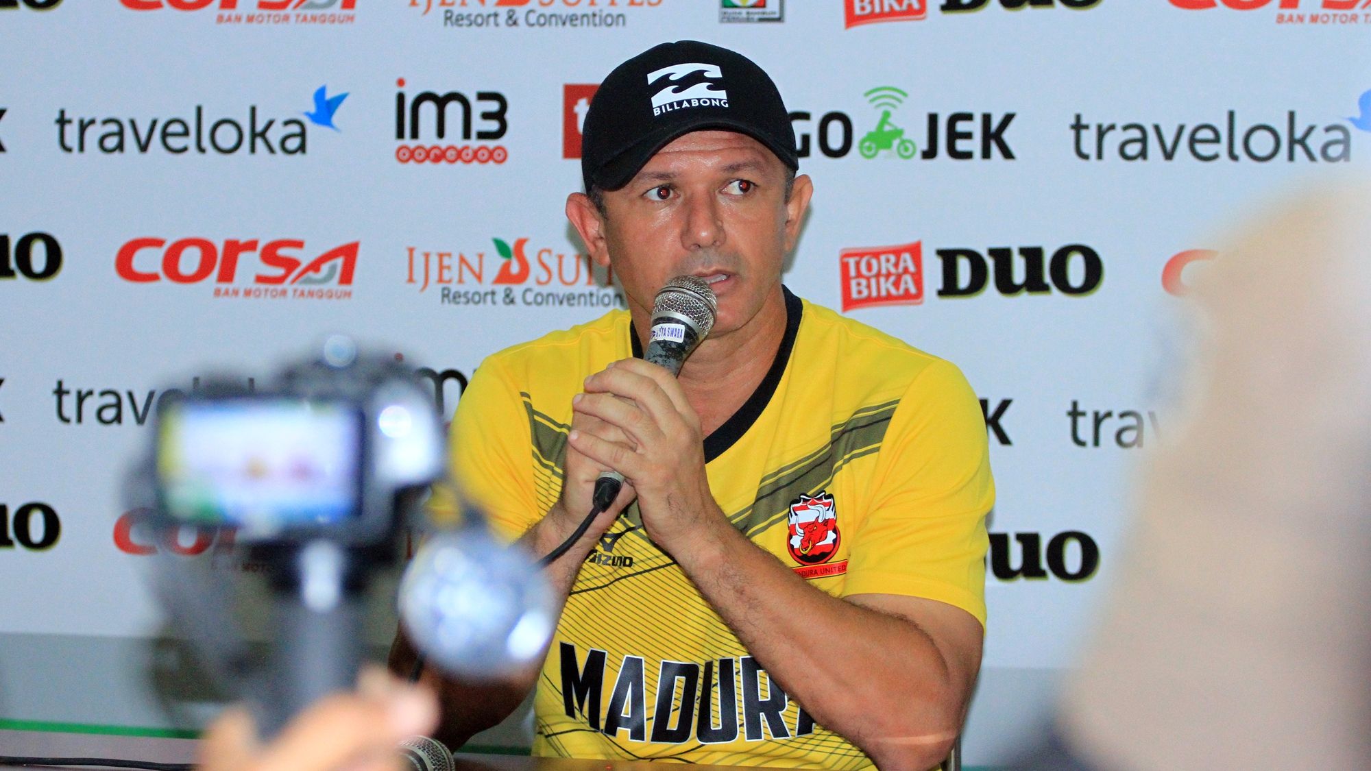 Gomes de Olivera - Madura United