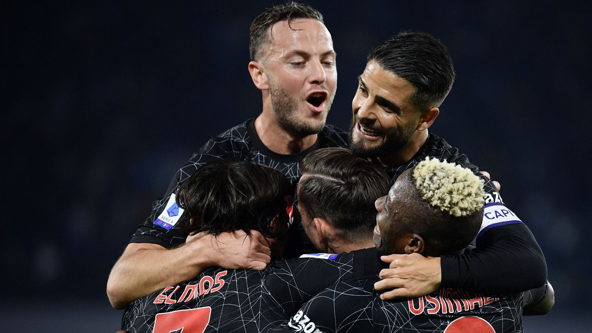 Napoli Bologna Serie A celebrating