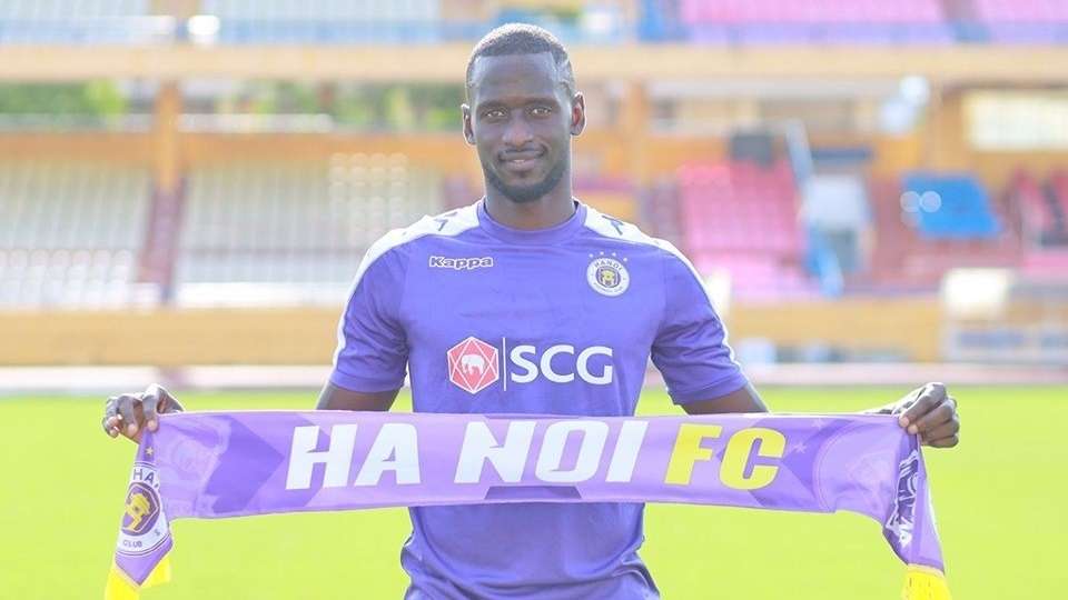 Papa Ibou Kebe Ha Noi FC V.League 2019