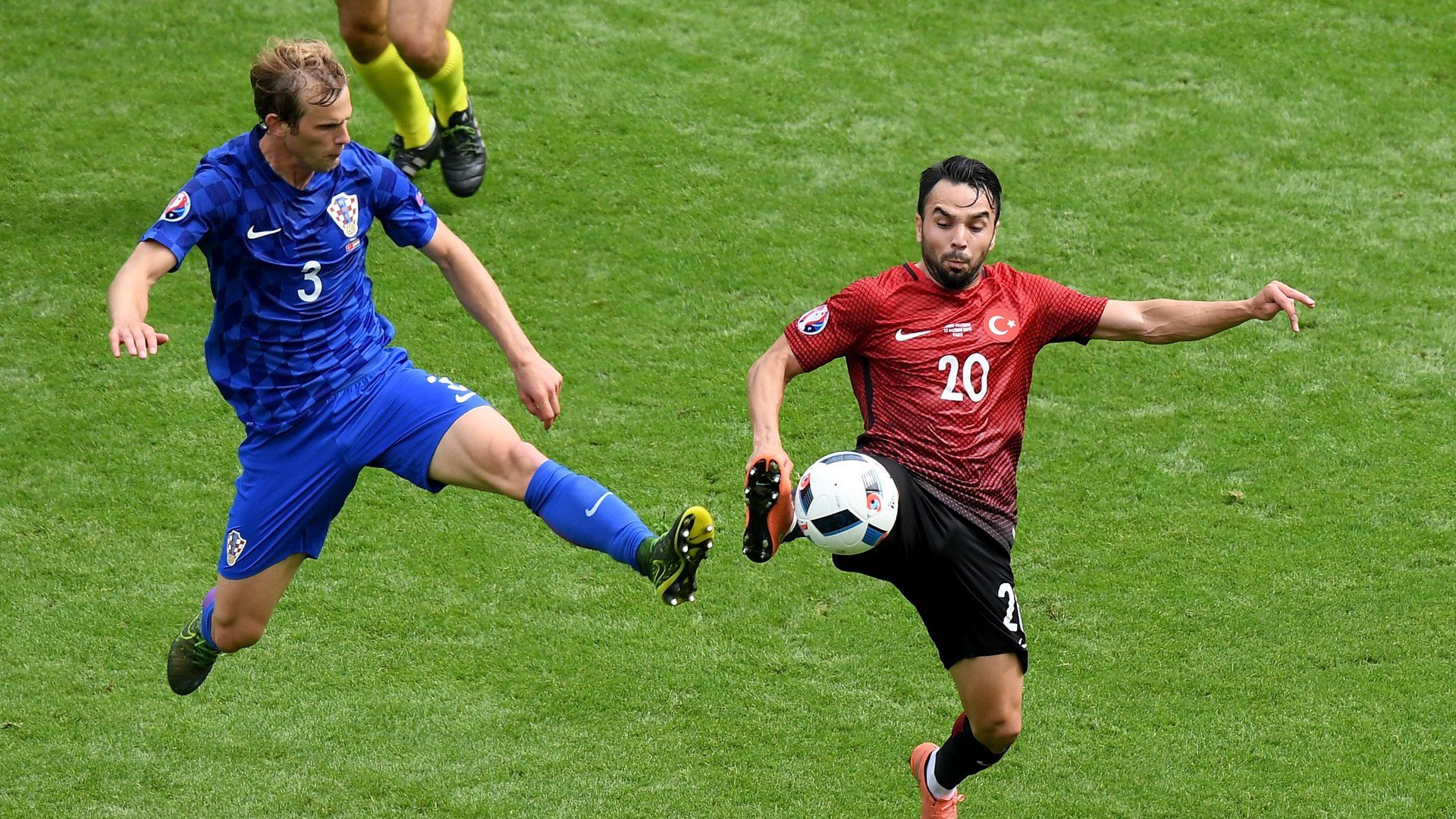 volkan sen ivan strinic turkey croatia 06122016