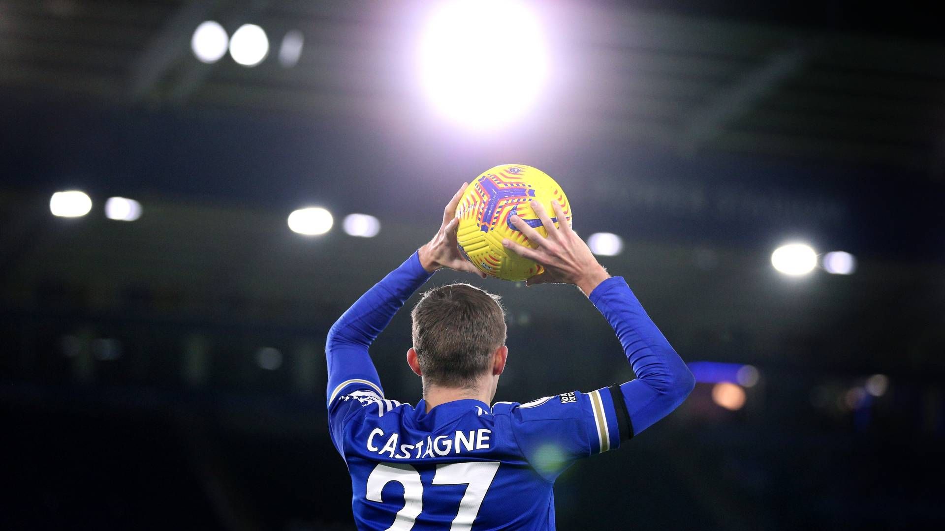 Timoty Castagne Leicester City Einwurf