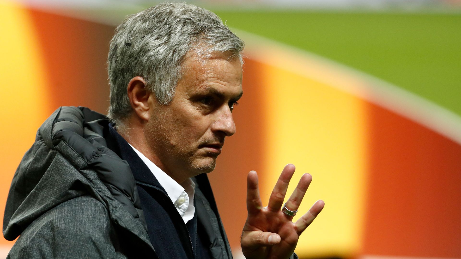 Mourinho y los 25 momentos más sonados de su carrera: Polémicas, premios y otro sinfín de historias