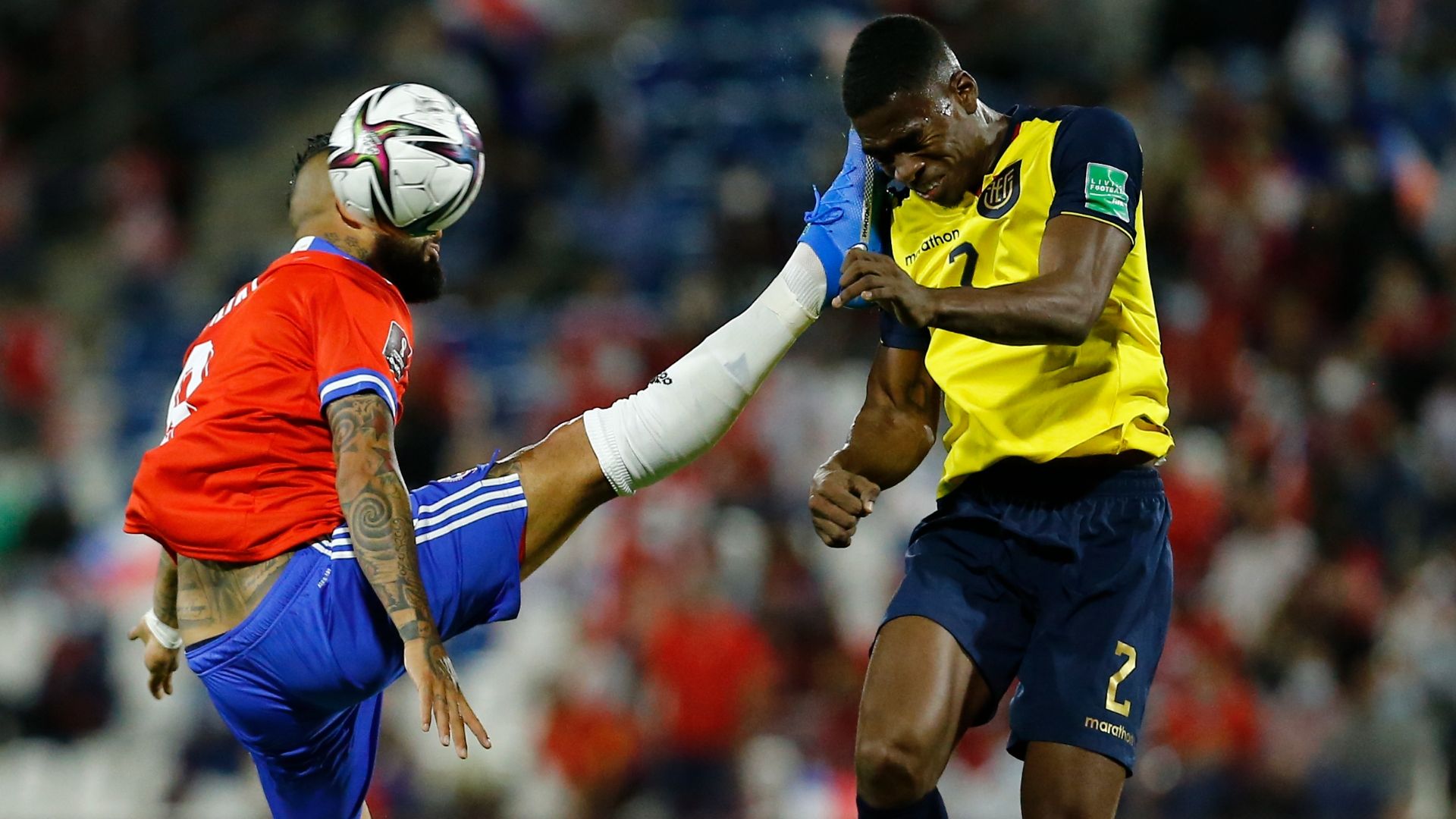 Arturo Vidal Félix Torres Chile Ecuador