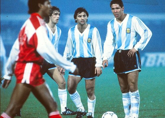 Gabriel Batistuta Diego Latorre Diego Simeone Argentina Venezuela Copa America 1991