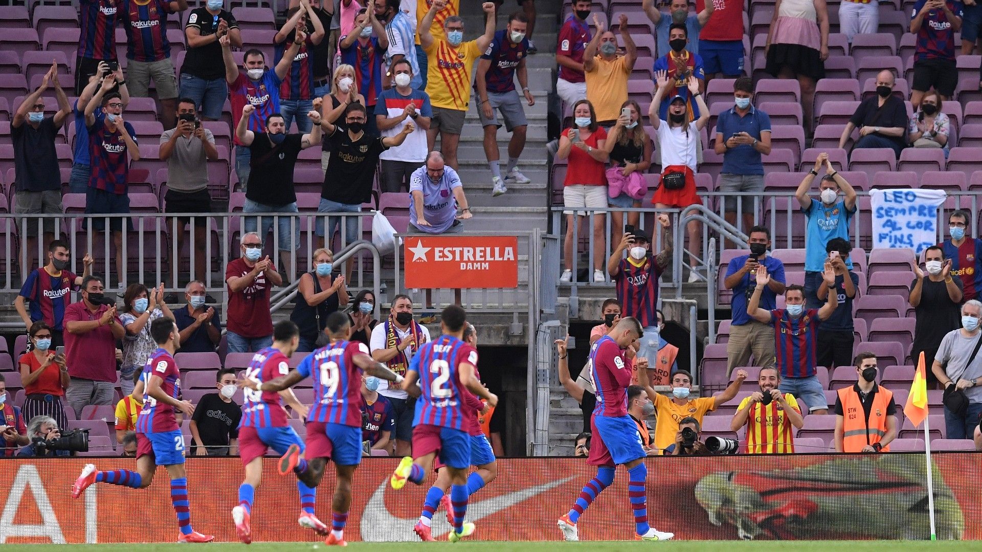 Gerard Pique Barcelona vs Real Sociedad La Liga 2021-22