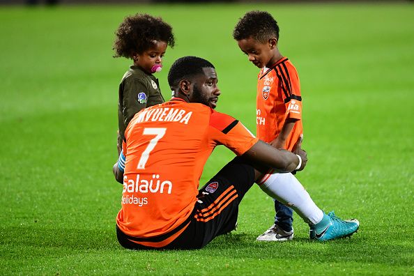 Arnold Mvuemba Lorient