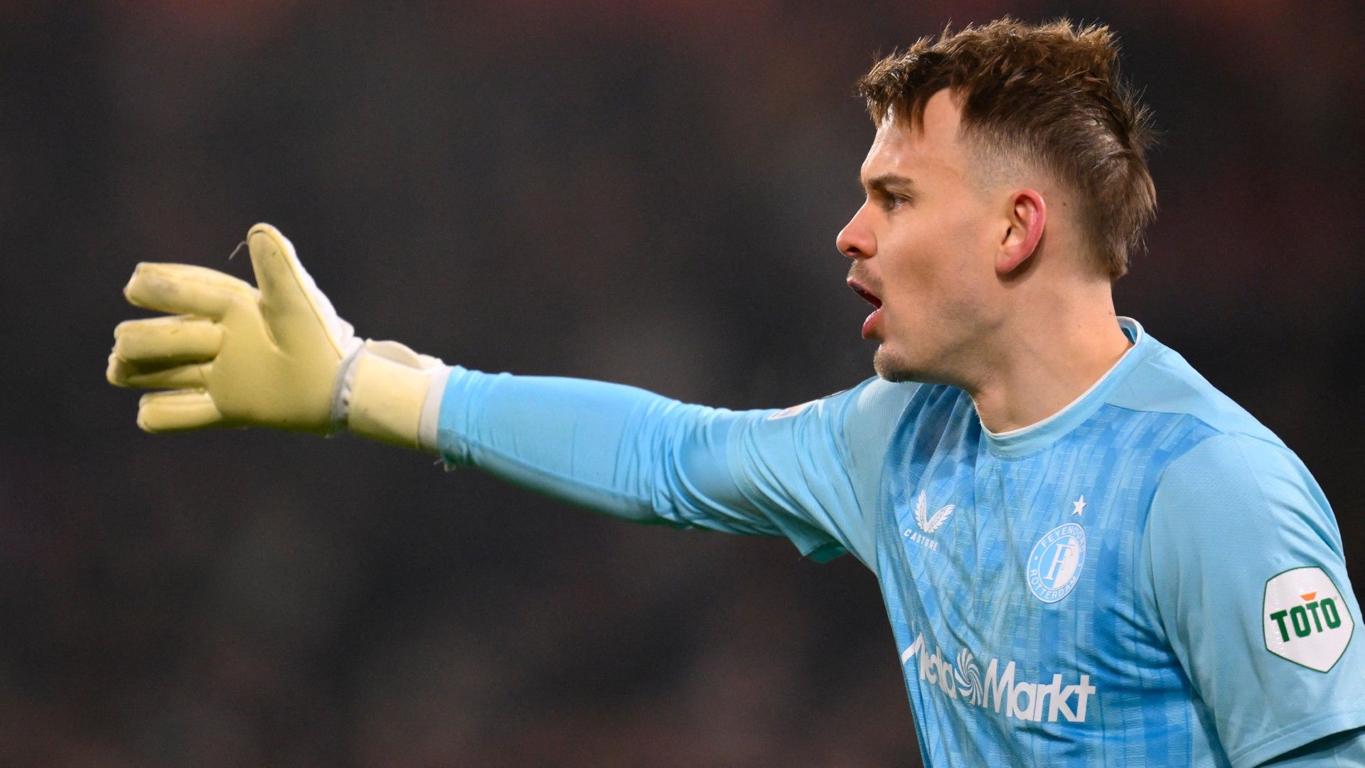 Feyenoord's German goalkeeper #22 Timon Wellenreuther gestures 