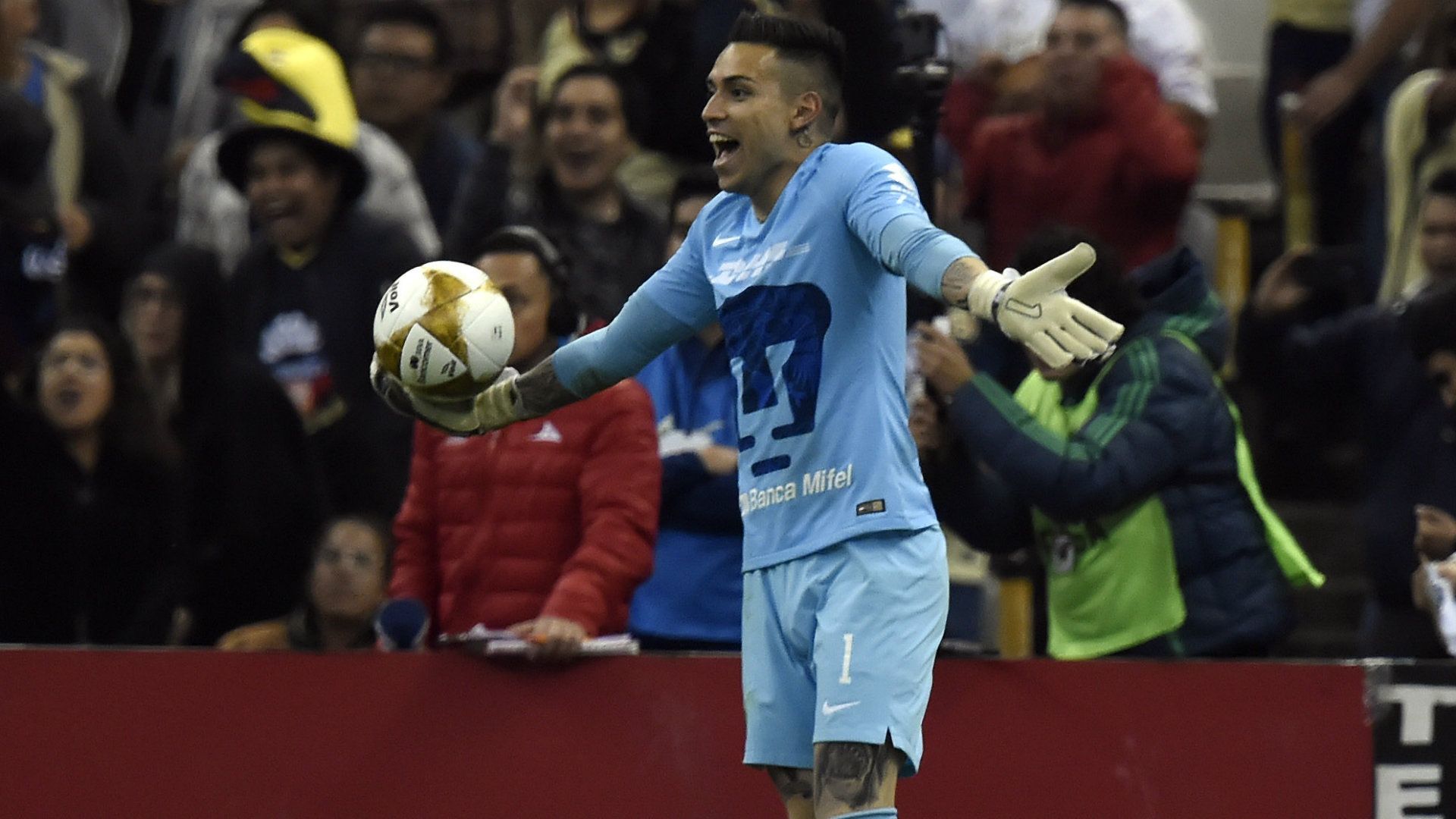 Alfredo Saldívar Pumas 091218