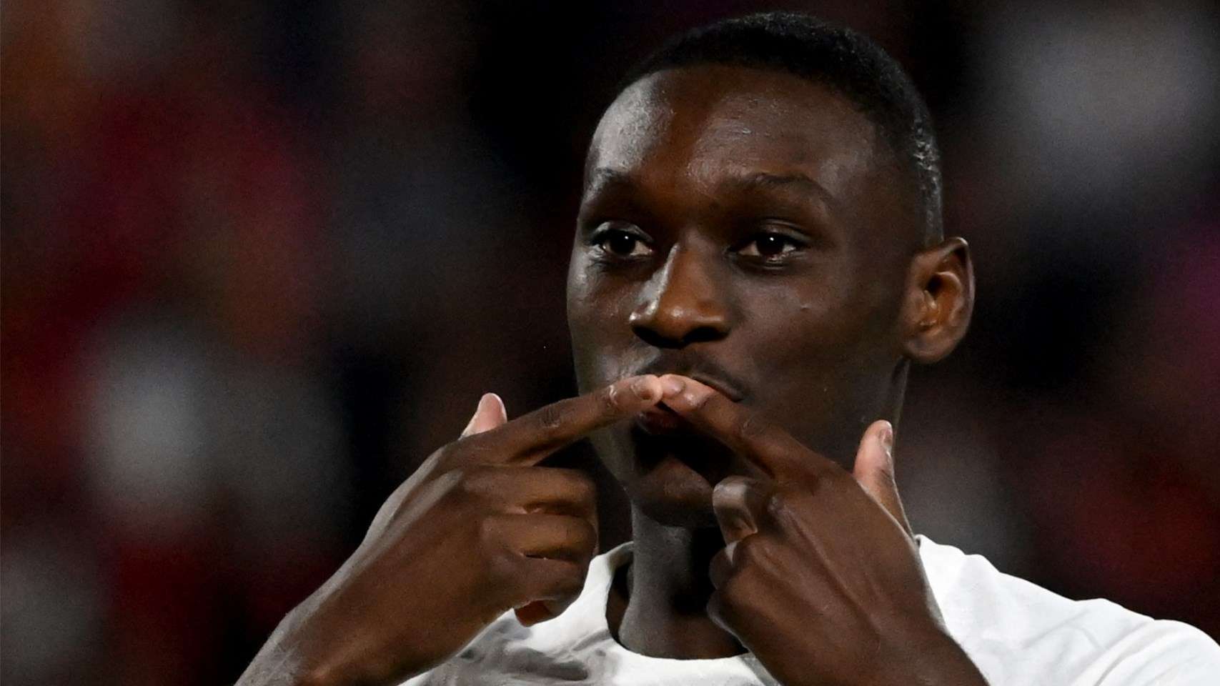 Randal Kolo Muani PSG 2024 HIC 2:1