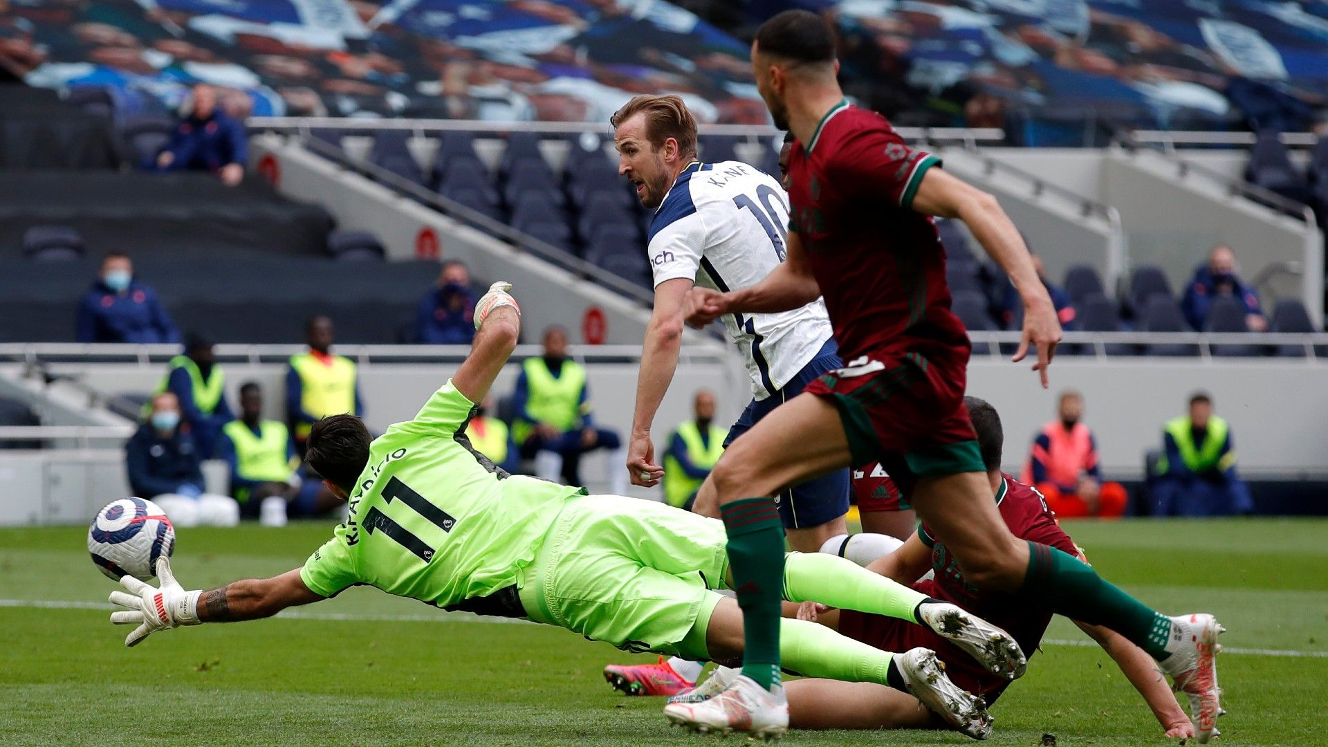 Harry Kane Spurs Wolves 2021