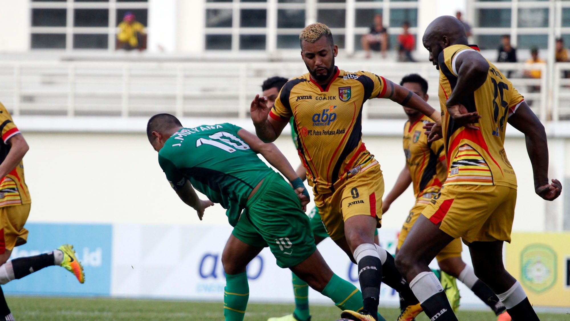 Bhayangkara & Sissoko - Mitra Kukar