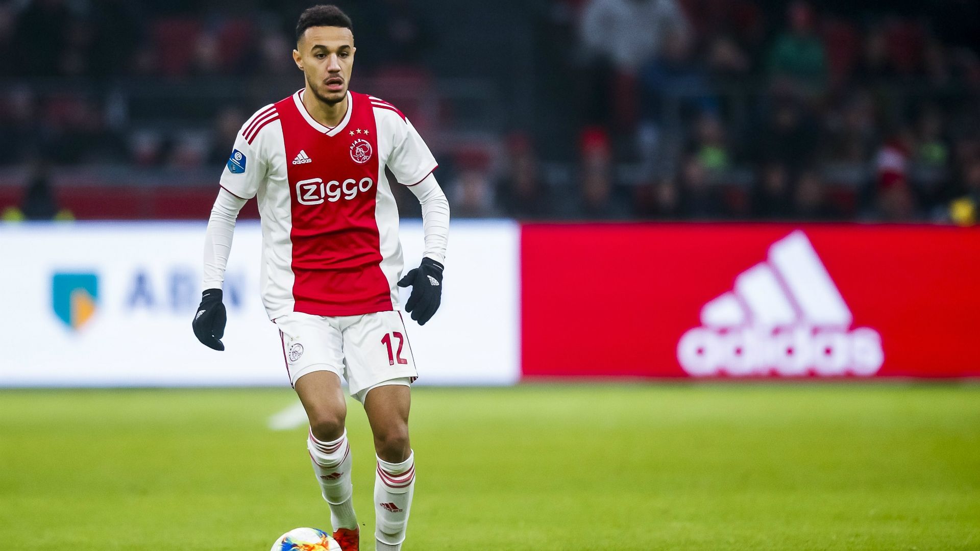 Noussair Mazraoui Ajax 12162018