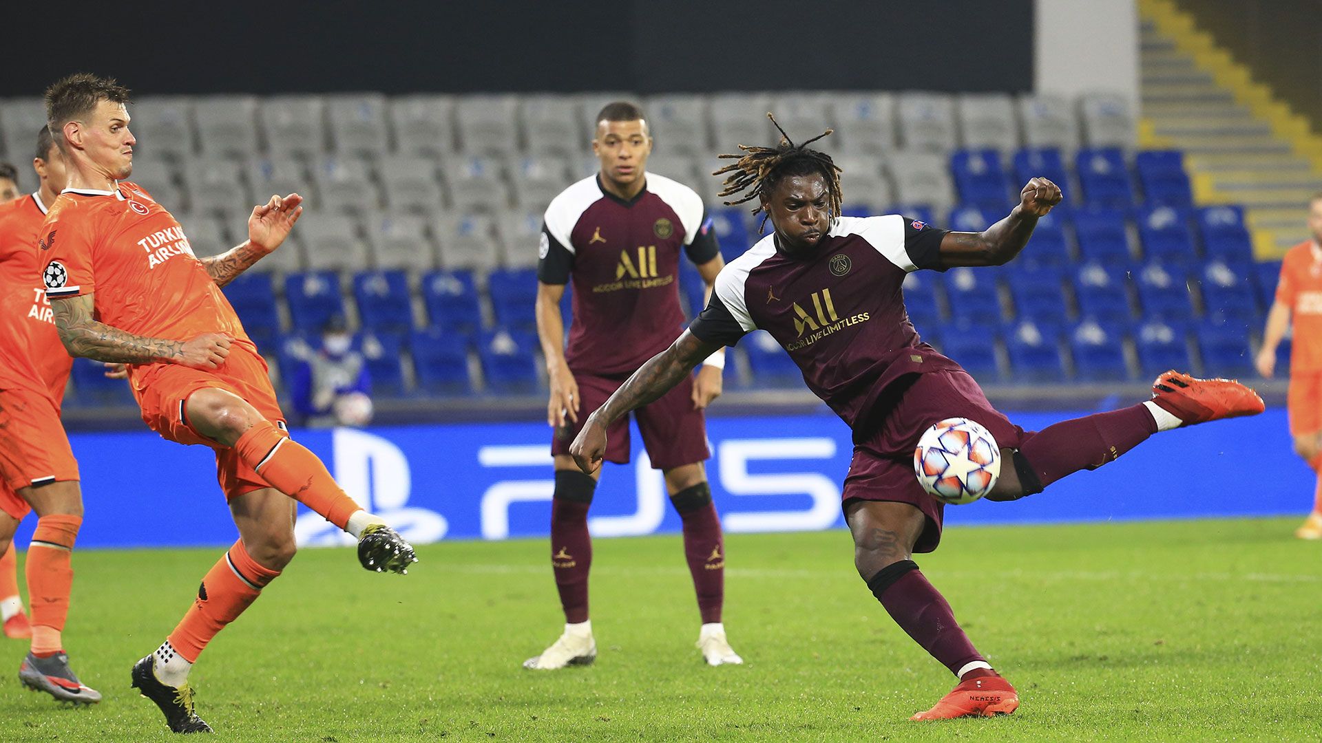 Moise Kean Basaksehir - PSG 10282020