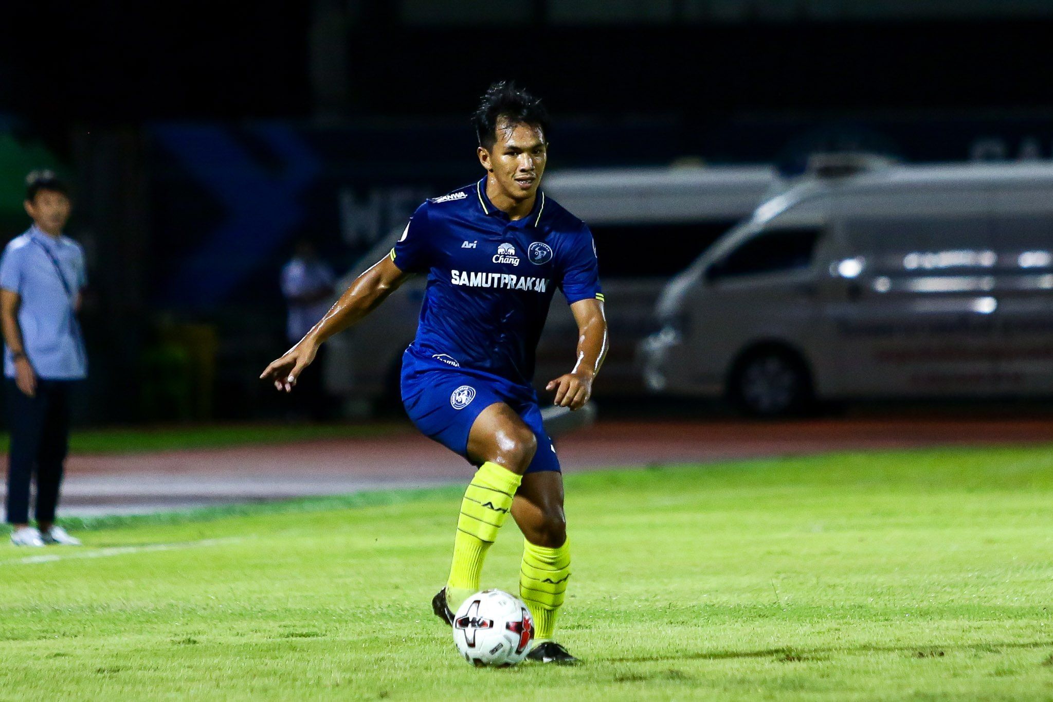 ศักดิ์สิทธิ์ จิตวิจารณ์