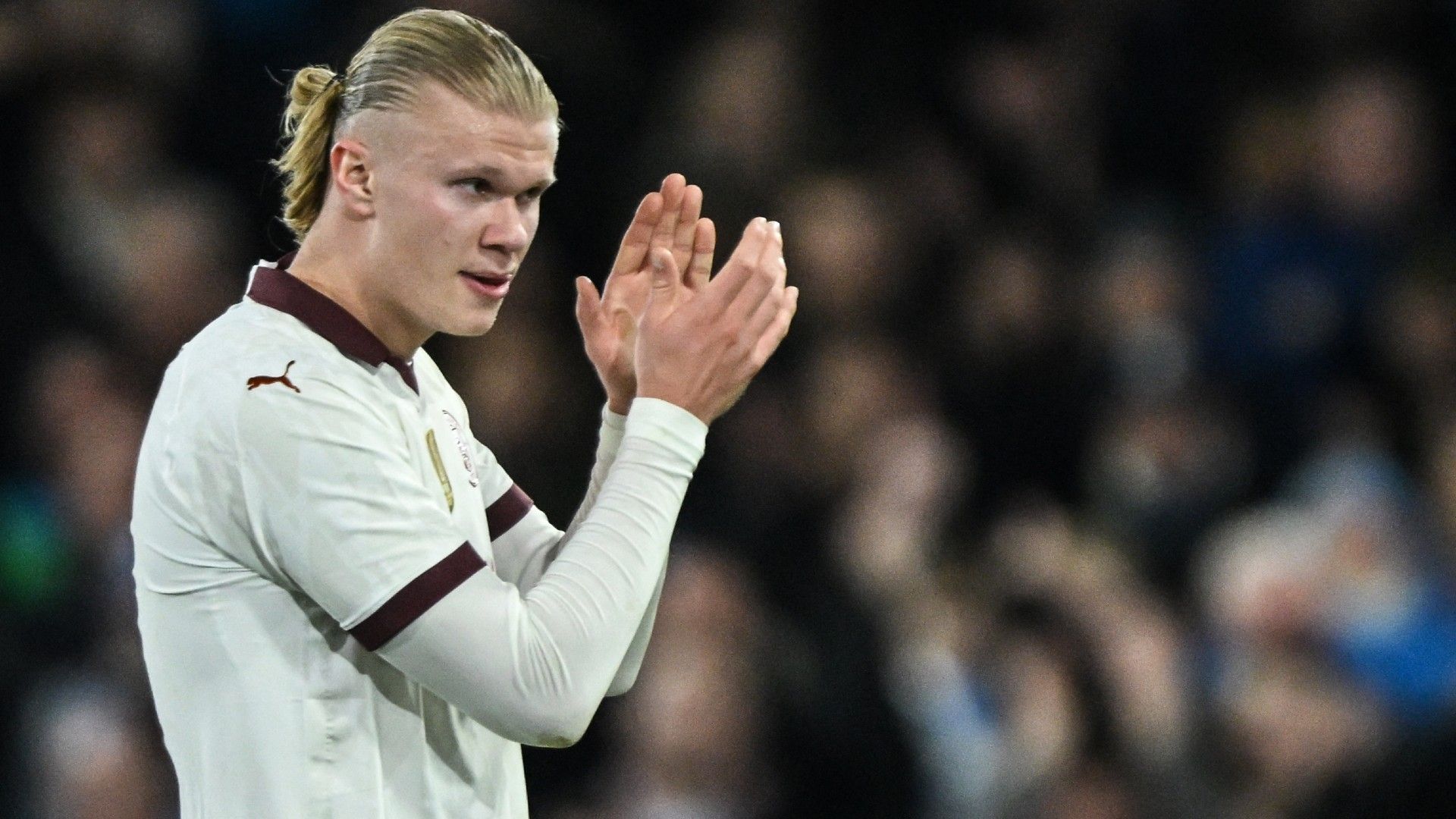 Manchester City's Norwegian striker #09 Erling Haaland