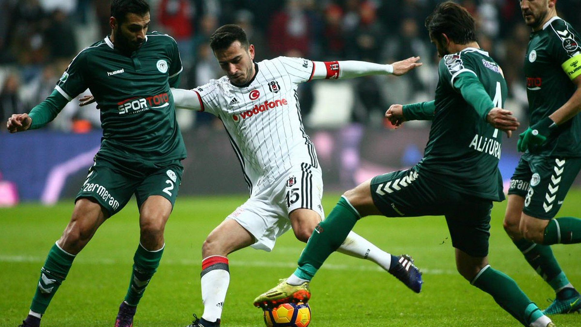 Volkan Fındıklı Oguzhan Ozyakup Ali Turan Besiktas Atiker Konyaspor 3012017