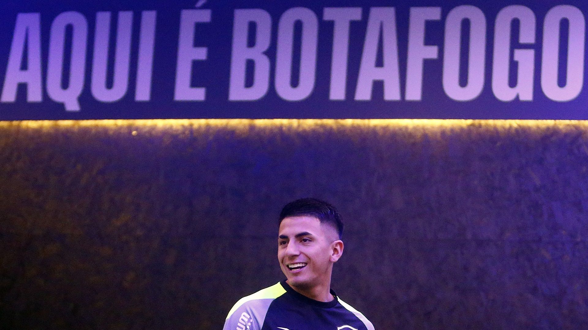 Thiago Almada, Botafogo apresentação 2024