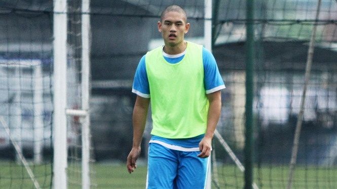 Johnny Nguyễn - CLB bóng đá Hà Nội