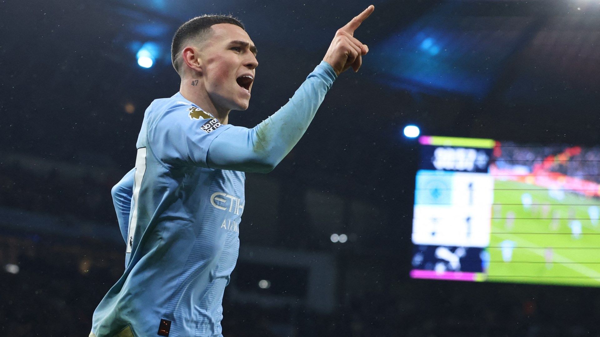 Phil Foden Manchester City celebrate vs Tottenham 2023-24