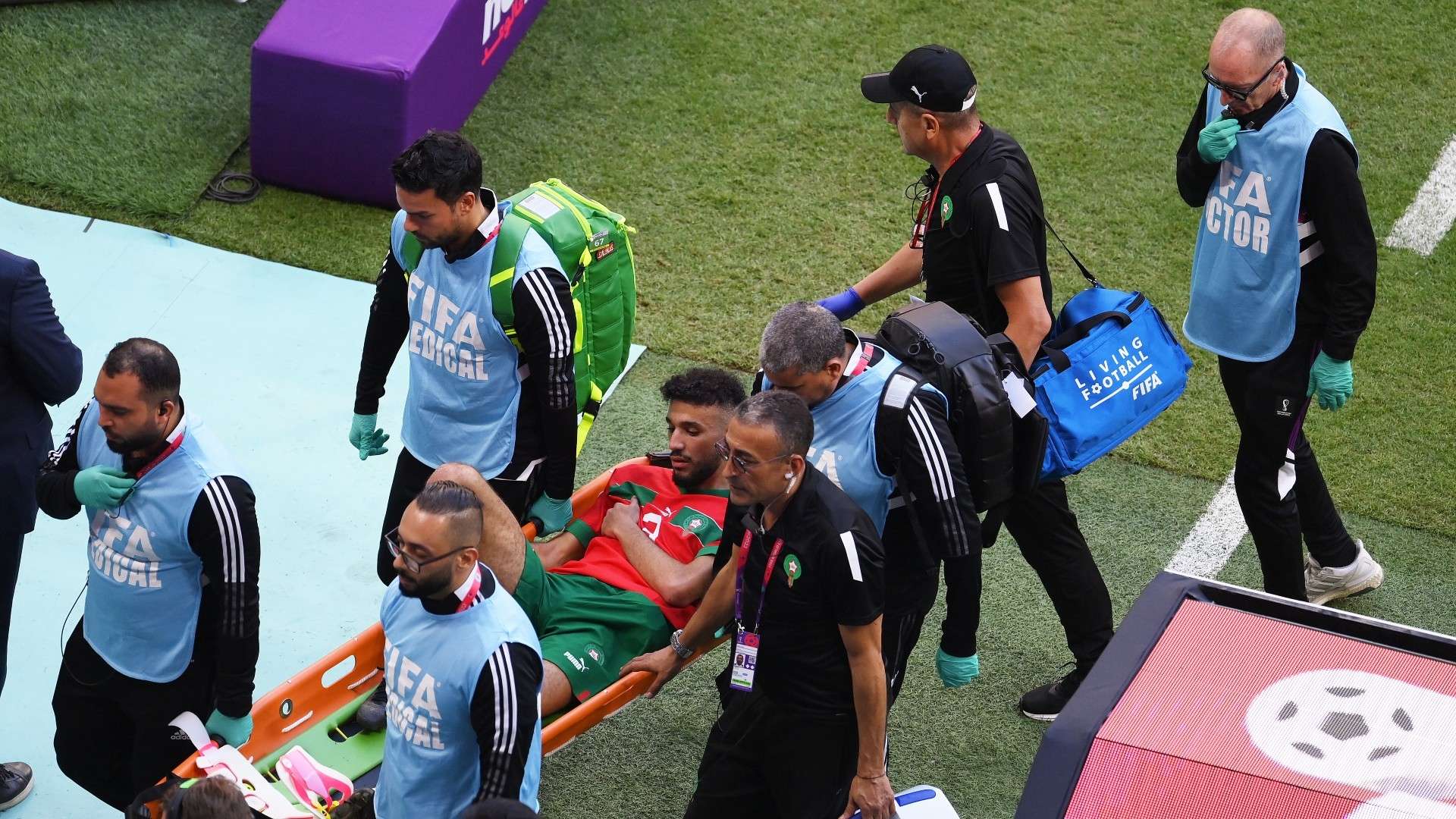 Noussair Mazraoui Morocco Croatia 2022-23