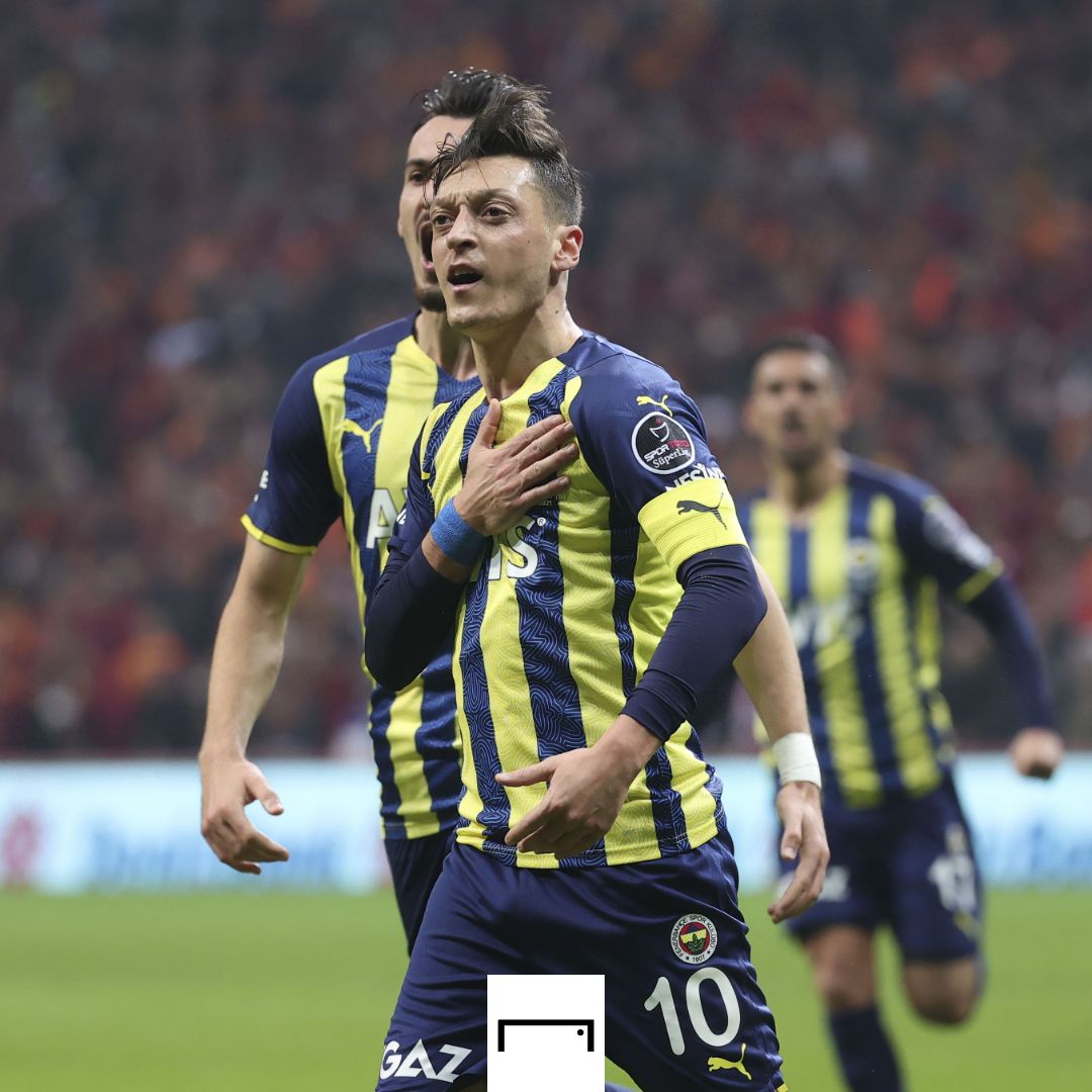 Mesut Özil, Galatasaray Fenerbahçe