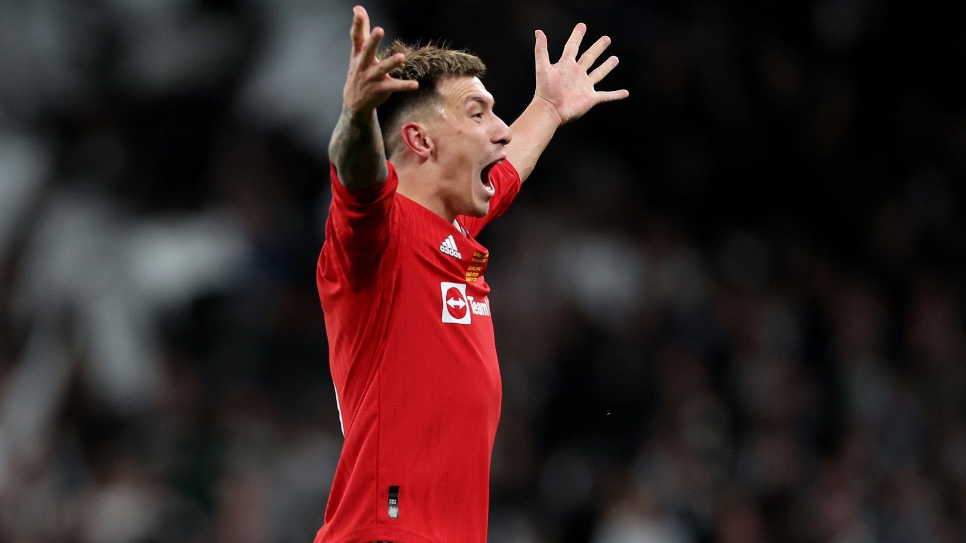 Lisandro-Man-Utd-Newcastle