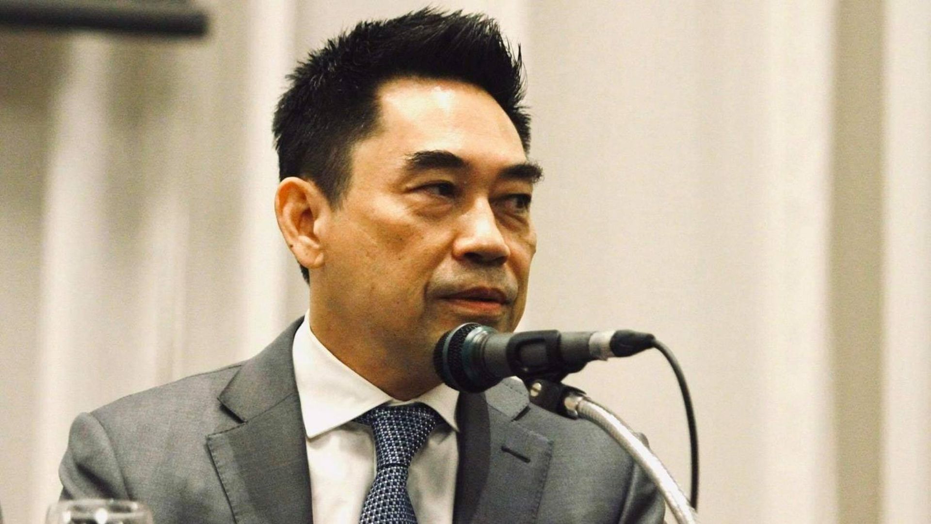 ขจร เจียรวนนท์