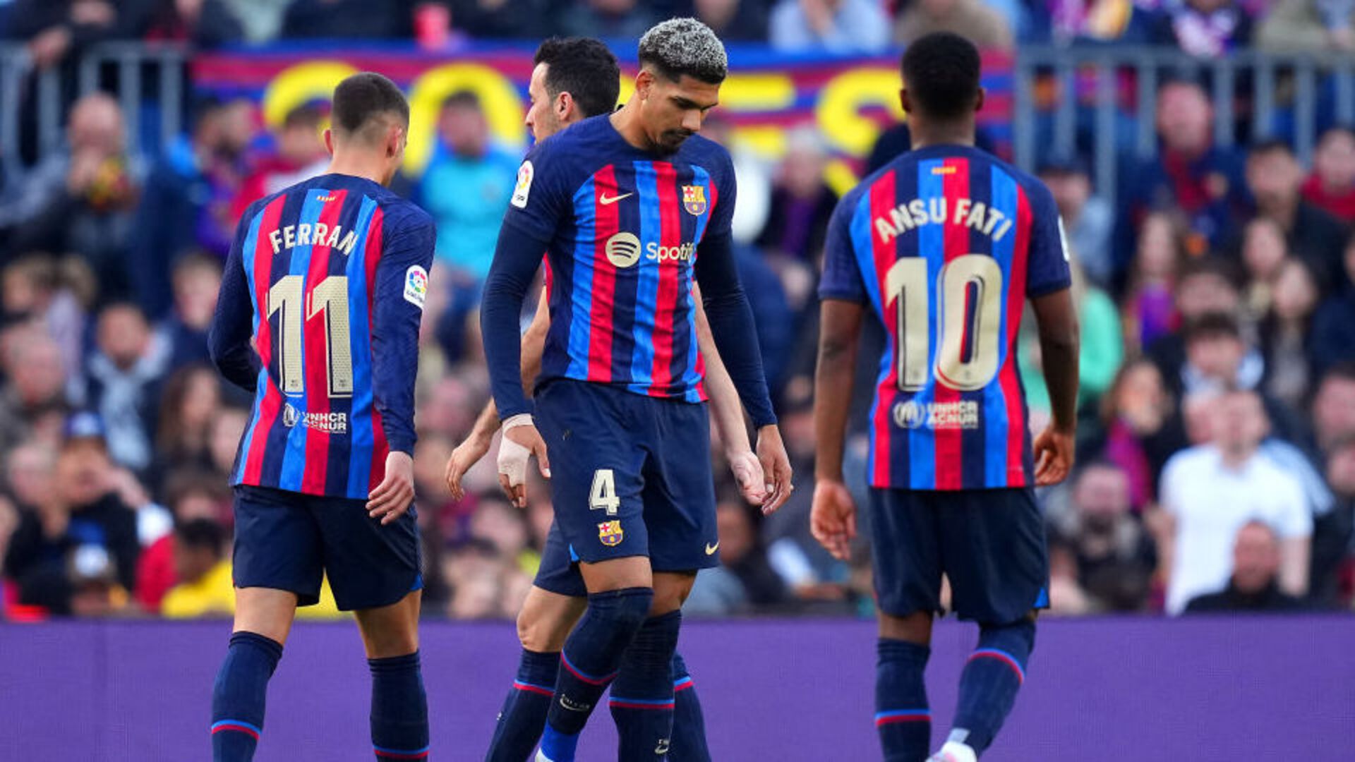 Araujo expulsado Barcelona Valencia 2022-23