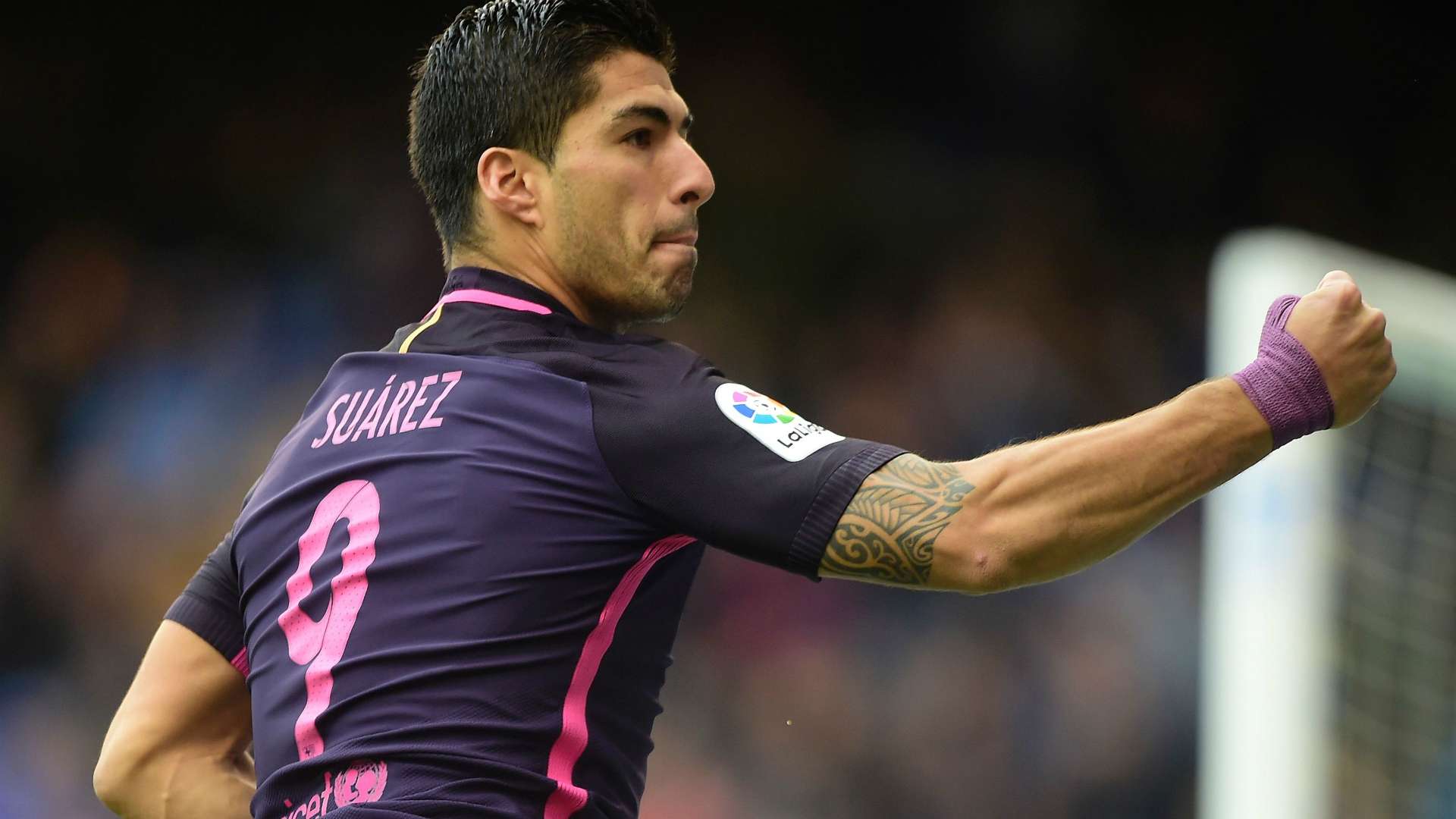 Luis Suarez Deportivo Coruna Barcelona La Liga