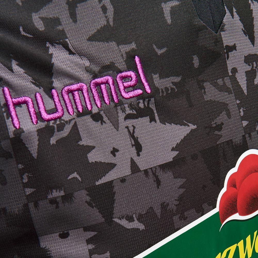 Freiburg away kit 3