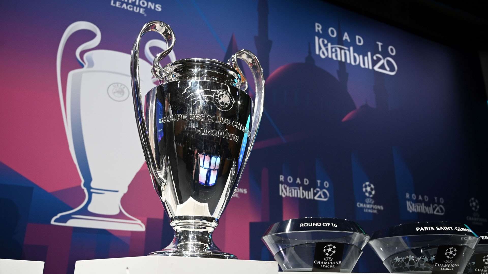 CHAMPIONS LEAGUE TROPHÄE