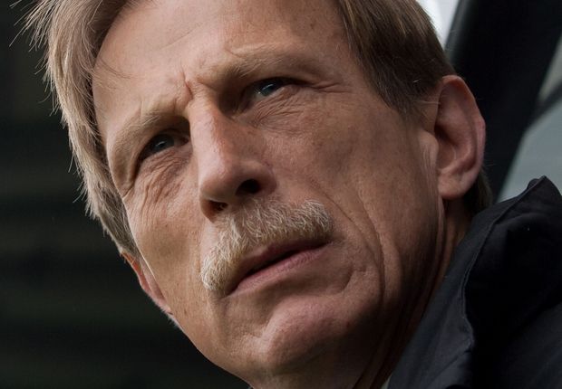 Ex-Bundesliga-Trainer Christoph Daum soll bei Bursaspor einen Auflösungsvertrag unterschreiben