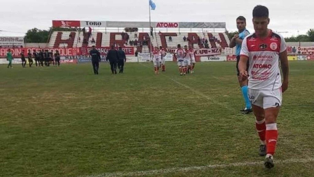 Huracan de Las Heras-Ferro Carril Oeste