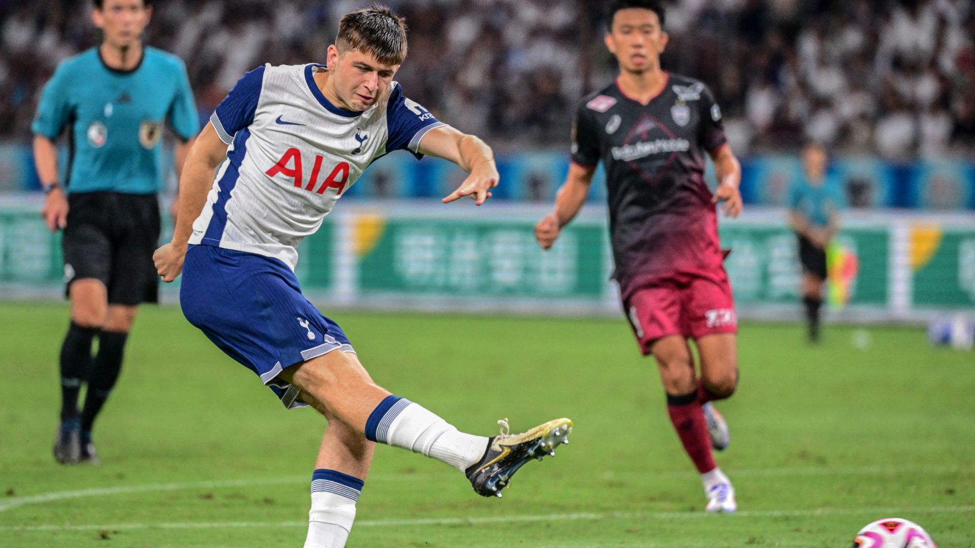 Mikey Moore Tottenham 2024-25