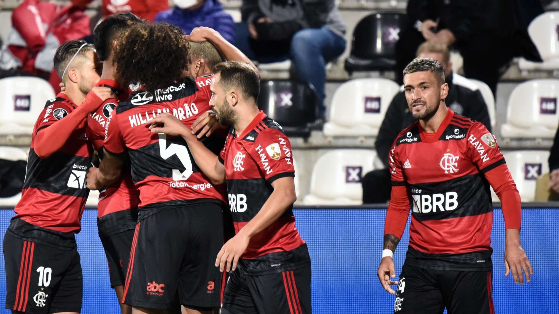 Arrascaeta comemora, Olimpia x Flamengo, quartas da Libertadores, 11082021