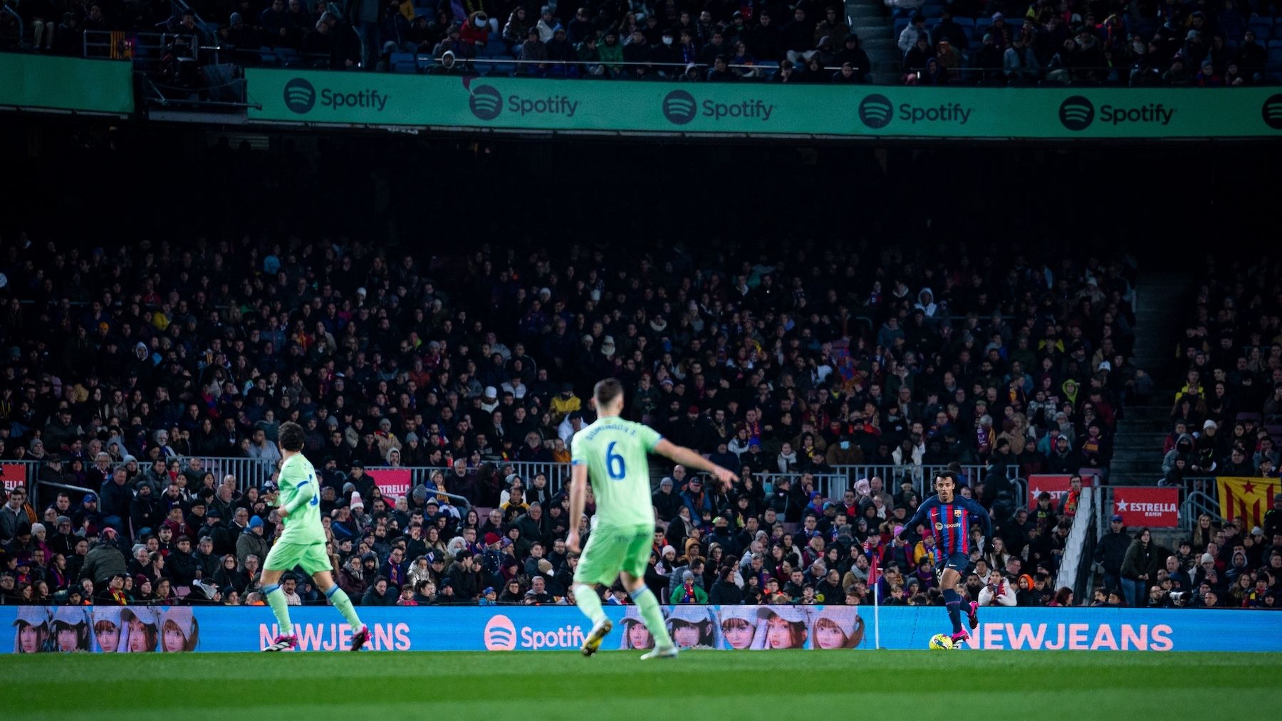 Barcelona X NewJeans