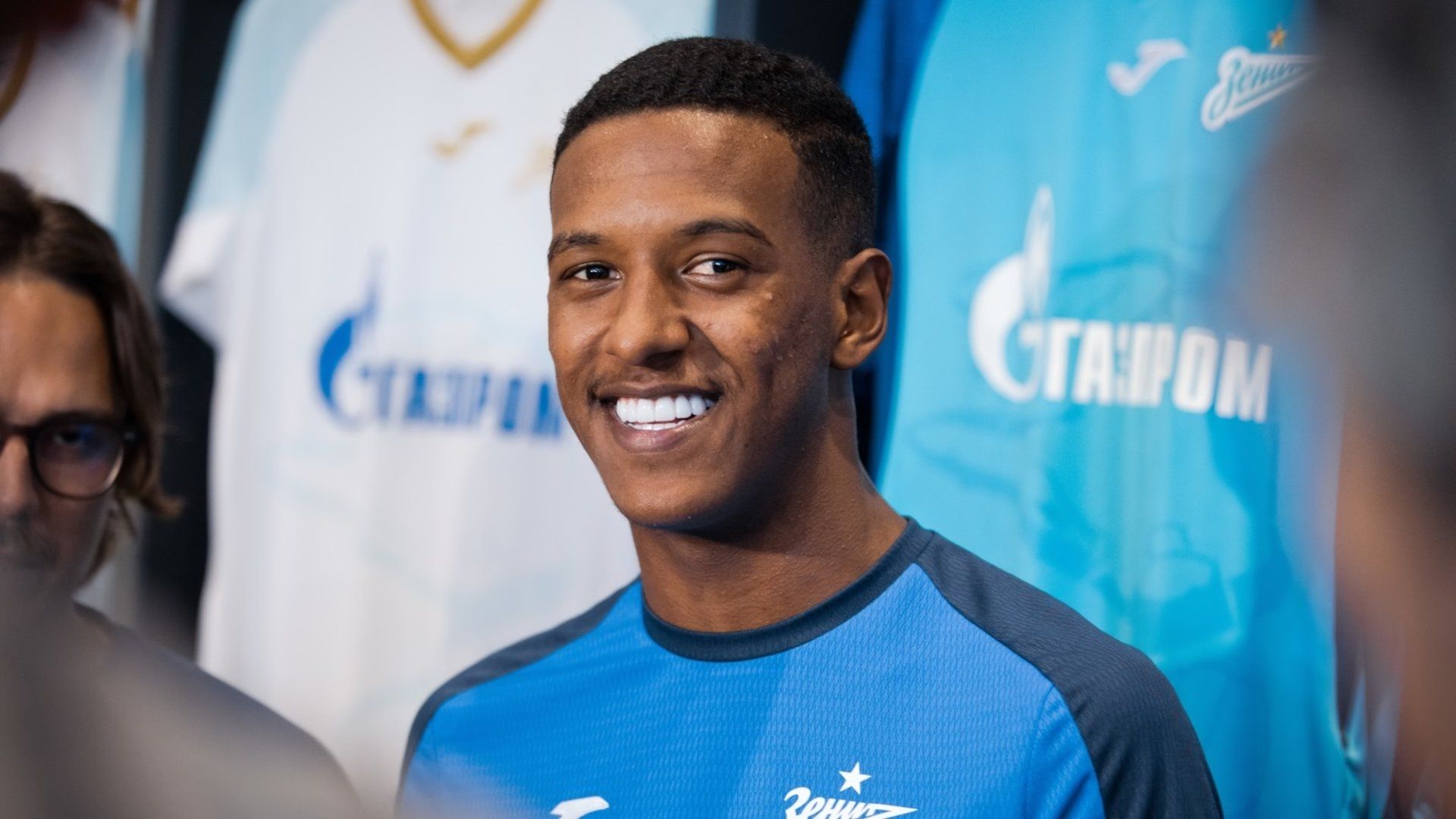 Robert Renan na apresentação no Zenit São Petersburgo, em 2023