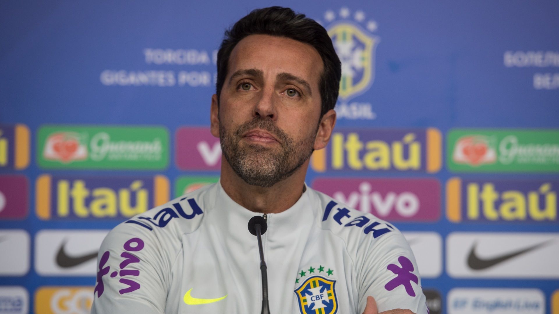 Edu Gaspar Brasil Granja Comary 21 05 2018