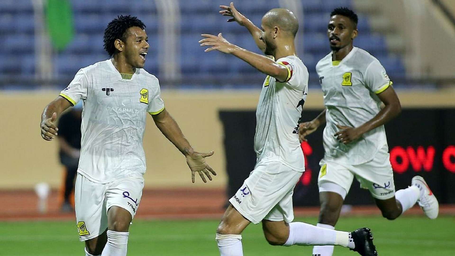 رومارينيو - كريم الأحمدي - الاتحاد - الفتح