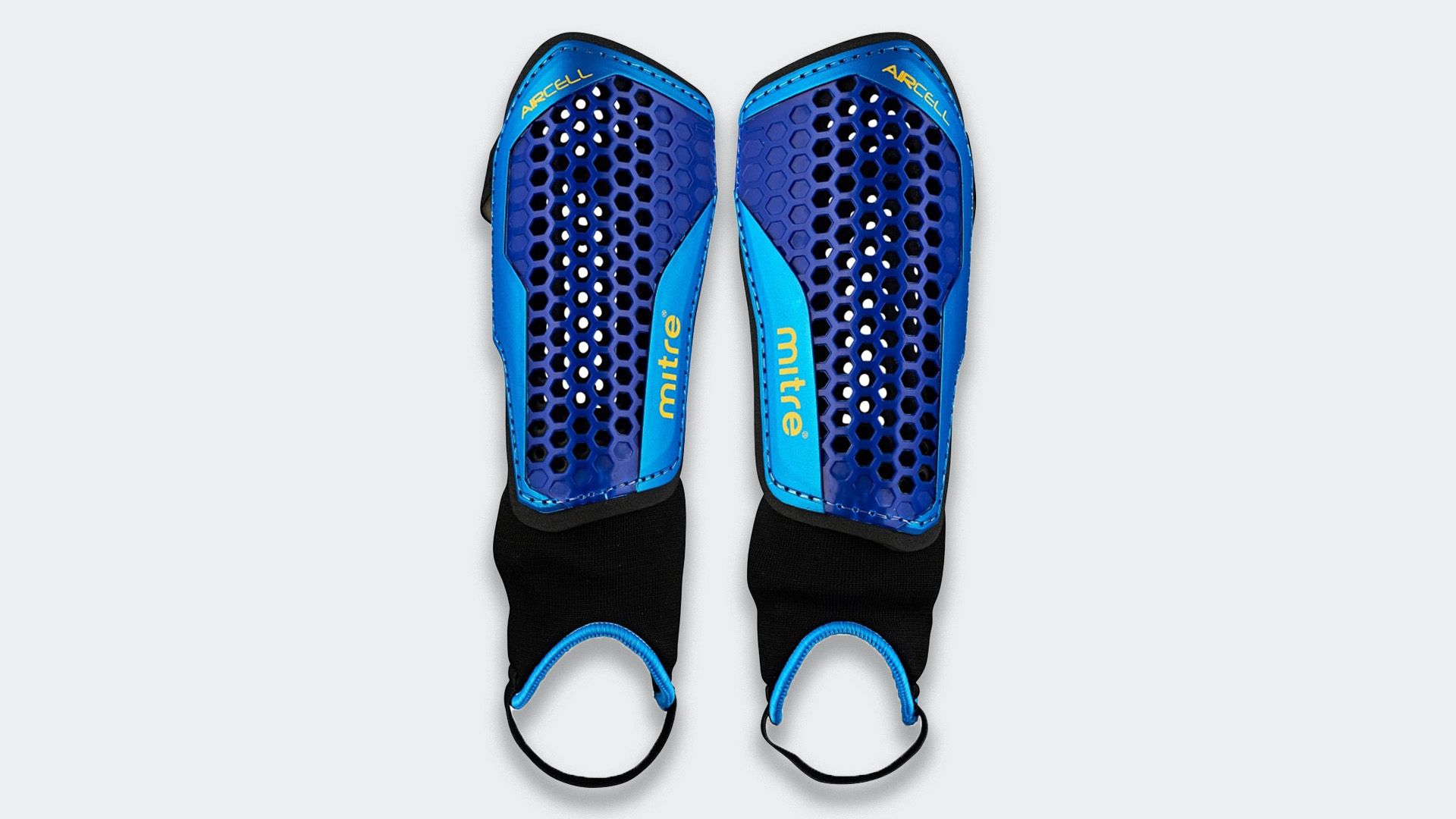 Mitre Aircell Carbon shin guards 