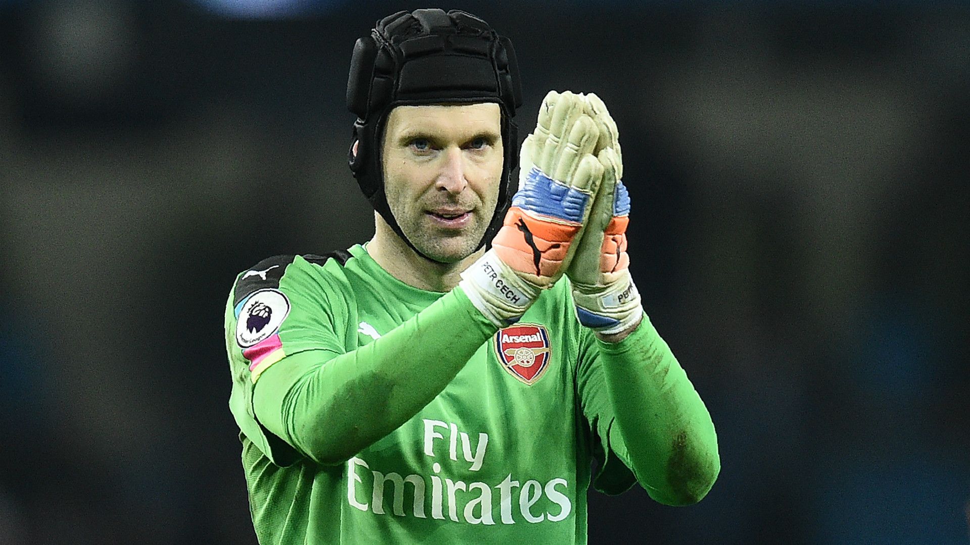 Petr Cech Arsenal 2017