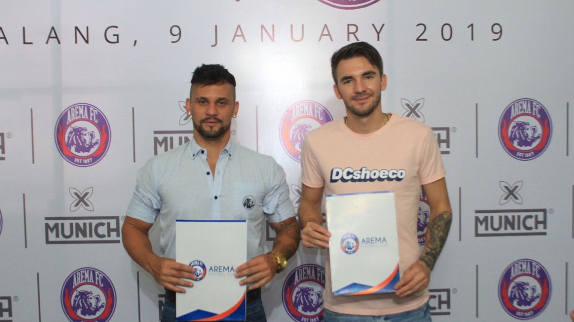 Pavel Smolyachenko & Robert Lima - Arema FC
