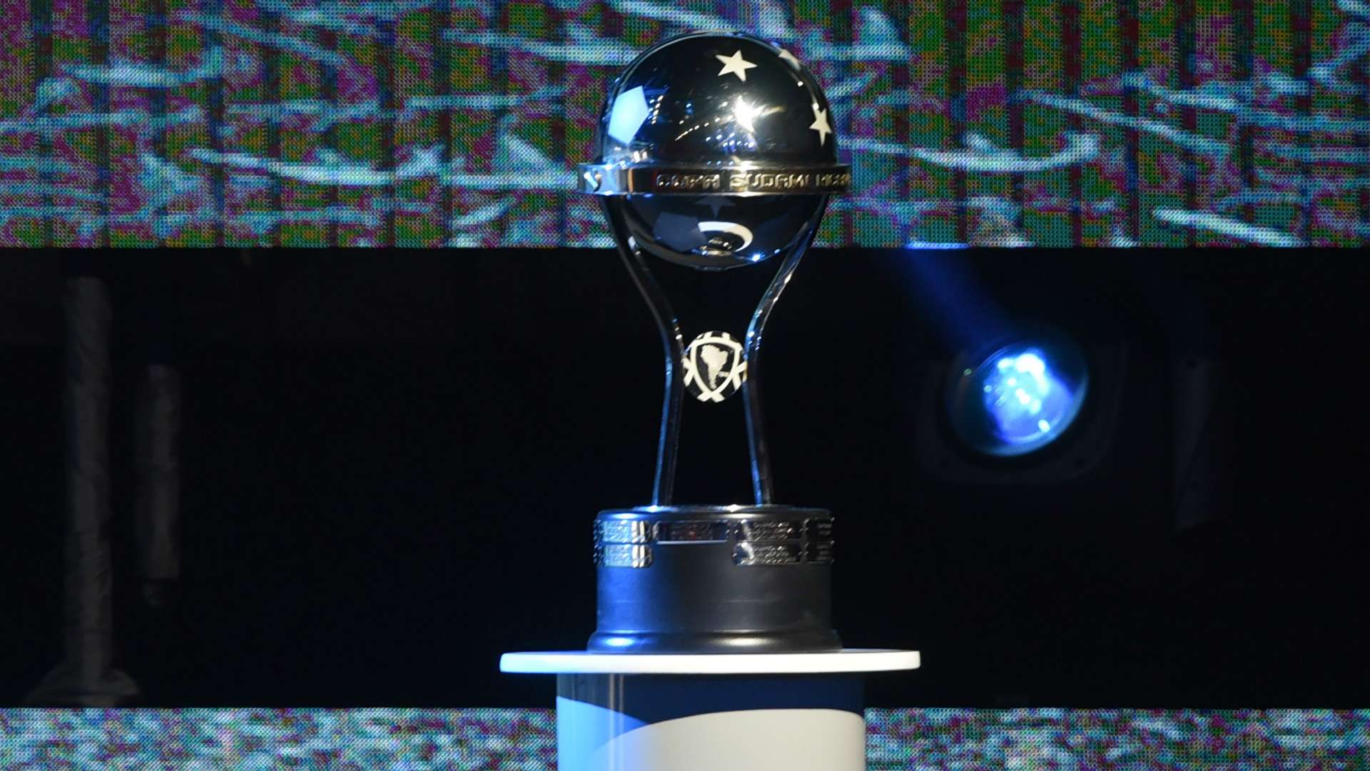 Copa Sudamericana trophy