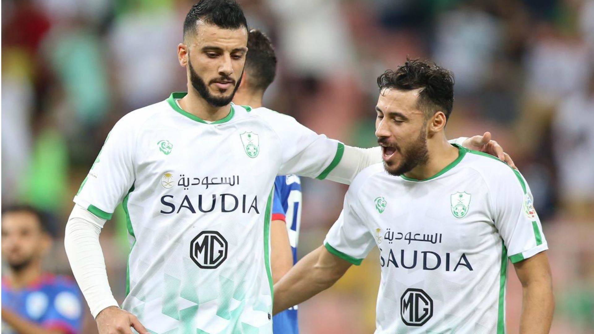 عمر السومة يوسف بلايلي الأهلي أبها الدوري السعودي