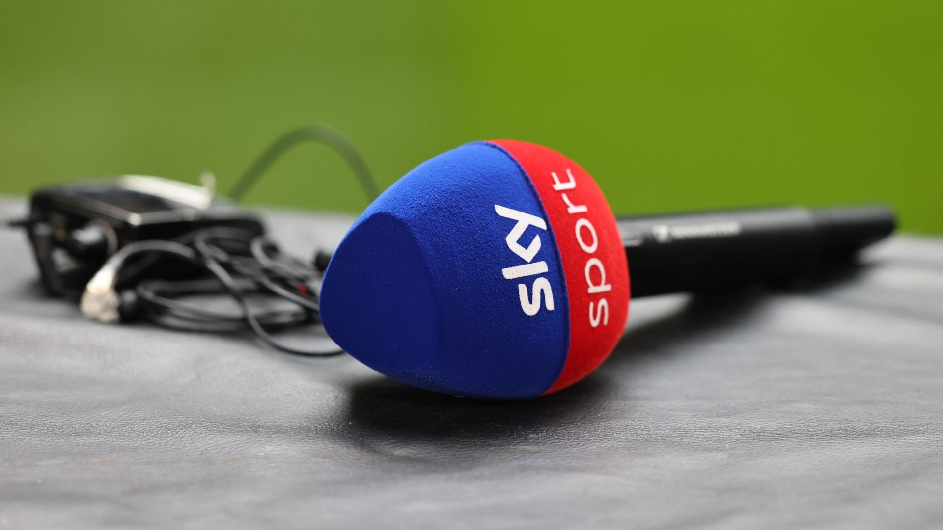  Microphones of sky television channel